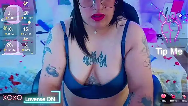Snapshot of NatalieHarris chatting on 23, 7, 2026 NatalieHarris online show from 23, 7, 2026