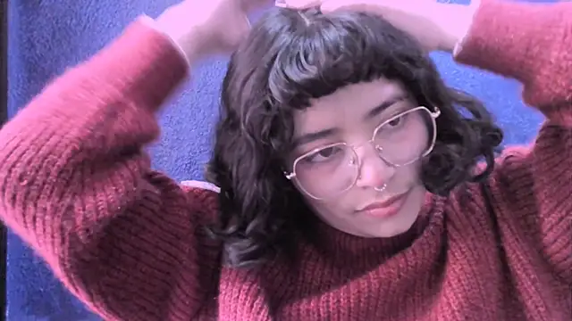 NinaYellow online show from 11, 1, 2025