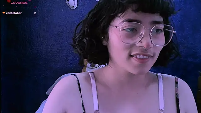 NinaYellow online show from 27, 1, 2025