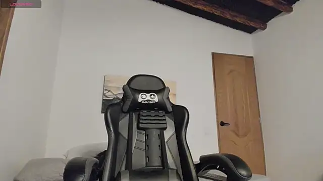 LucianSinclair online show from 4, 6, 2026