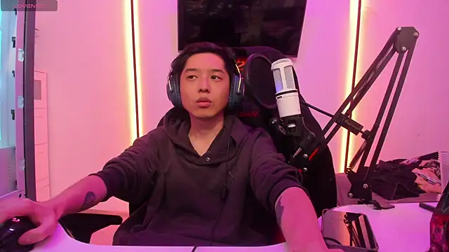 Snapshot of wexlee7 chatting on 21, 12, 2024 wexlee7 online show from 21, 12, 2024