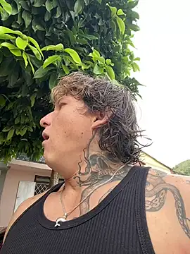 Tom Krakow online show from 4, 3, 2025