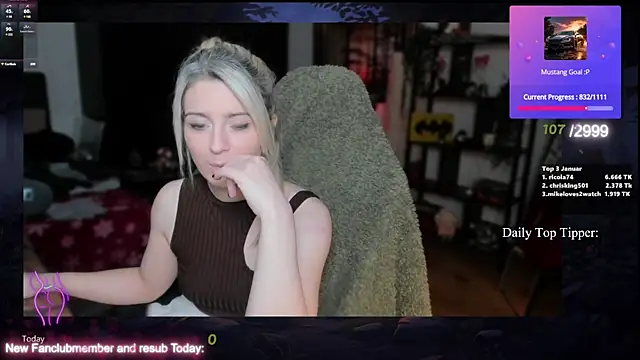 Lisaonthemoon online show from 11, 1, 2025