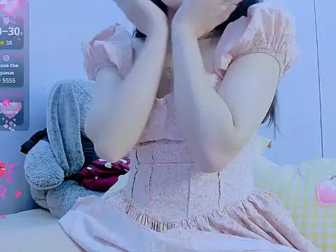 Snapshot of Linh_diudang chatting on 27, 7, 2026 Linh diudang online show from 27, 7, 2026