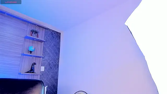 alicee smithh1 online show from 27, 9, 2025