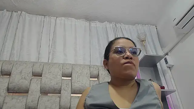 KEYRA-MILLER- online show from 20, 12, 2025