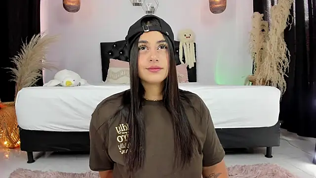 Snapshot of GabyRhodes chatting on 17, 9, 2025 GabyRhodes online show from 17, 9, 2025