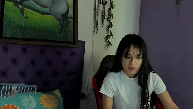 Snapshot of Cloeandtyfanny chatting on 24, 7, 2026 Cloeandtyfanny online show from 24, 7, 2026
