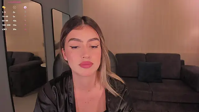 Snapshot of PaulinaSantos_ chatting on 9, 3, 2025 PaulinaSantos online show from 9, 3, 2025