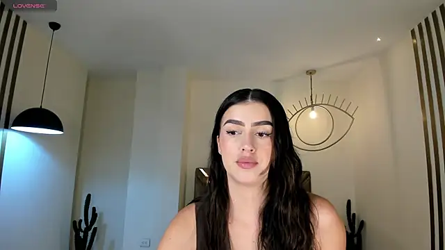 PaulinaSantos  online show from 2, 5, 2026
