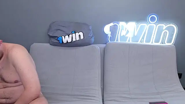 Ksenny online show from 8, 1, 2025