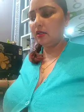 Snapshot of Dianaa9 chatting on 6, 2, 2025 Dianaa9 online show from 6, 2, 2025