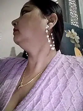 Snapshot of Dianaa9 chatting on 15, 2, 2025 Dianaa9 online show from 15, 2, 2025