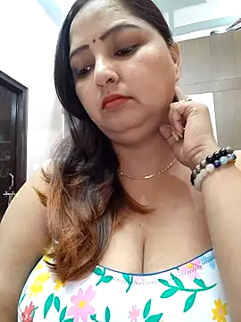 Snapshot of Dianaa9 chatting on 5, 3, 2025 Dianaa9 online show from 5, 3, 2025