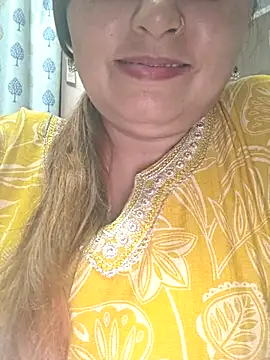 Snapshot of Dianaa9 chatting on 8, 10, 2025 Dianaa9 online show from 8, 10, 2025