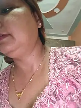 Snapshot of Dianaa9 chatting on 22, 10, 2025 Dianaa9 online show from 22, 10, 2025