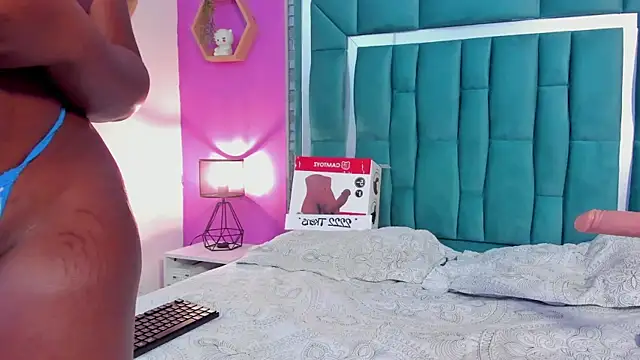 LORENSCOLLINS online show from 8, 3, 2026