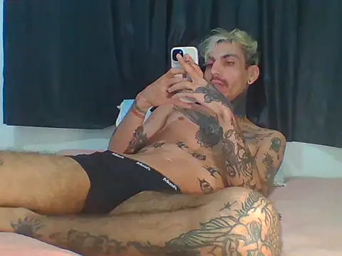 PitbullDiablo1 online show from 31, 10, 2025