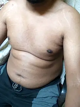 Snapshot of Brown_Munda047 chatting on 19, 12, 2025 Brown Munda047 online show from 19, 12, 2025