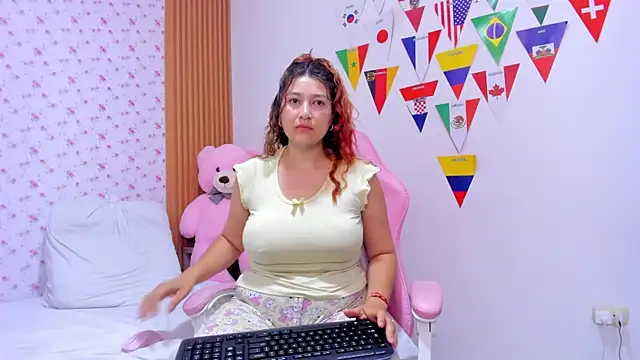Snapshot of Soyqueen chatting on 14, 7, 2026 Soyqueen online show from 14, 7, 2026