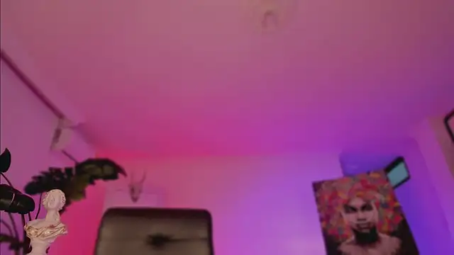 Taylor  foxxx online show from 14, 1, 2025