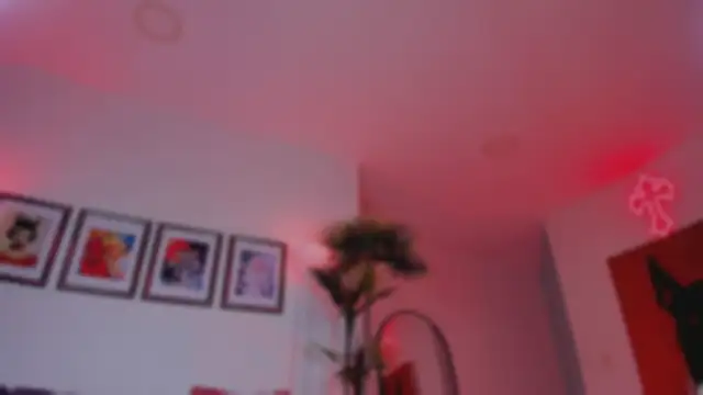 Taylor  foxxx online show from 13, 9, 2025