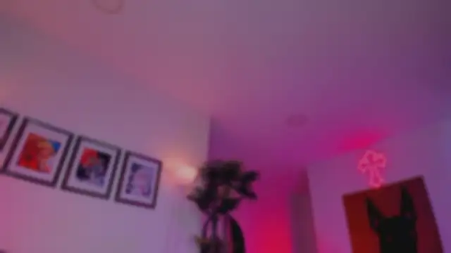 Taylor  foxxx online show from 13, 3, 2026