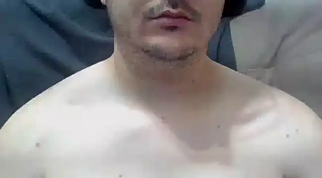 Snapshot of ShiitakeBR chatting on 6, 3, 2025 ShiitakeBR online show from 6, 3, 2025