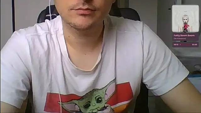 Snapshot of ShiitakeBR chatting on 7, 10, 2025 ShiitakeBR online show from 7, 10, 2025