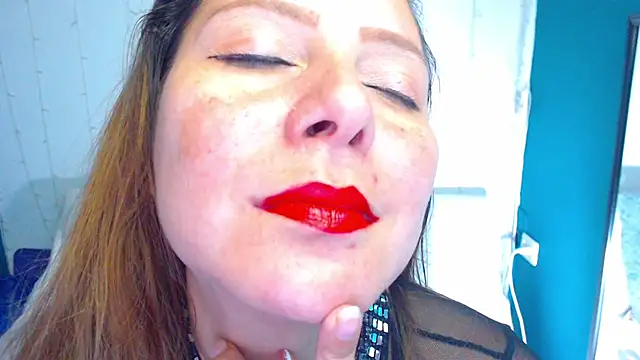 camila delarosa online show from 4, 2, 2025