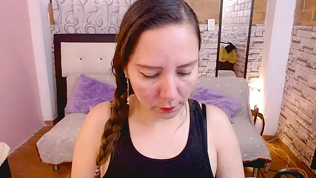 camila delarosa online show from 6, 3, 2026