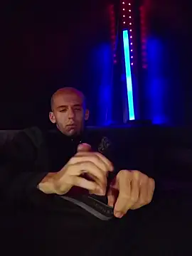 Snapshot of MillennialC0CK chatting on 19, 1, 2026 MillennialC0CK online show from 19, 1, 2026