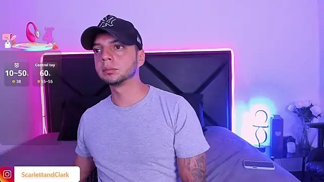 Snapshot of ScarlettAndClark chatting on 24, 9, 2025 ScarlettAndClark online show from 24, 9, 2025