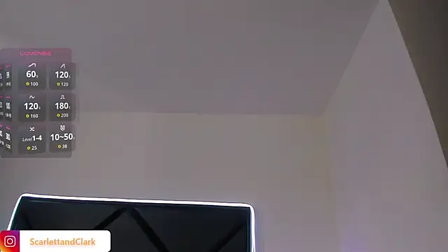 Snapshot of ScarlettAndClark chatting on 27, 10, 2025 ScarlettAndClark online show from 27, 10, 2025