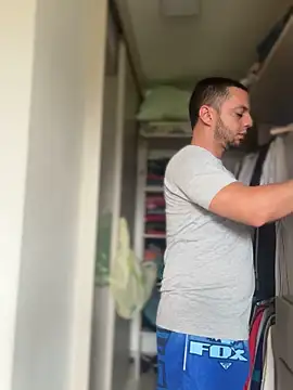 Snapshot of ScarlettAndClark chatting on 22, 12, 2025 ScarlettAndClark online show from 22, 12, 2025