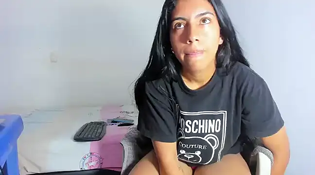 skinnyanai2 online show from 31, 1, 2025