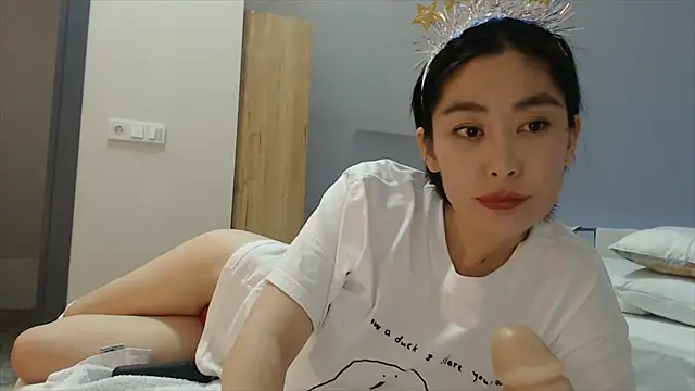 Snapshot of Kunimitsuu_ chatting on 26, 12, 2024 Kunimitsuu online show from 26, 12, 2024