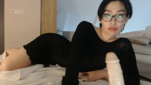 Snapshot of Kunimitsuu_ chatting on 26, 12, 2024 Kunimitsuu online show from 26, 12, 2024