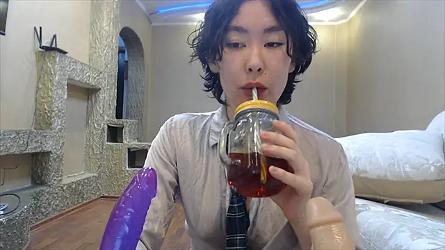 Snapshot of Kunimitsuu_ chatting on 14, 2, 2025 Kunimitsuu online show from 14, 2, 2025