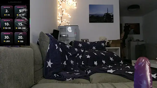 Snapshot of Kunimitsuu_ chatting on 31, 10, 2025 Kunimitsuu online show from 31, 10, 2025