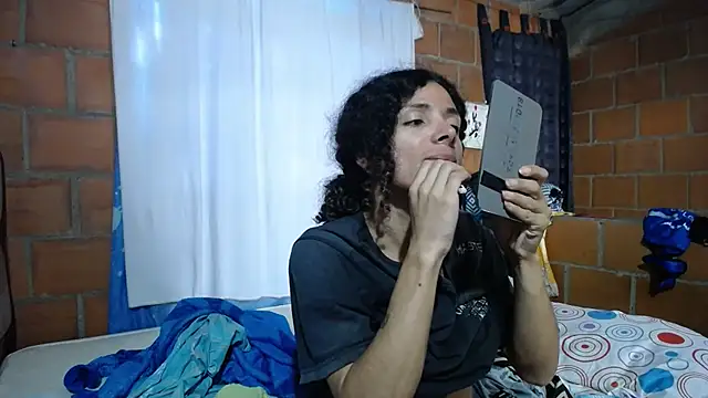 Nadia Monroe online show from 19, 9, 2025