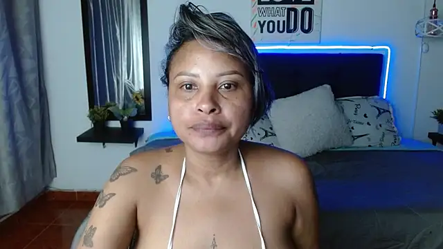 Dominik girl online show from 28, 4, 2026
