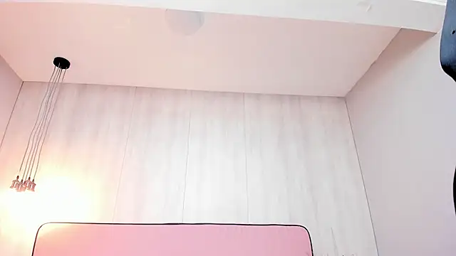 ShairaCoxx online show from 24, 1, 2025