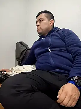 Potro23hotzen online show from 3, 1, 2025