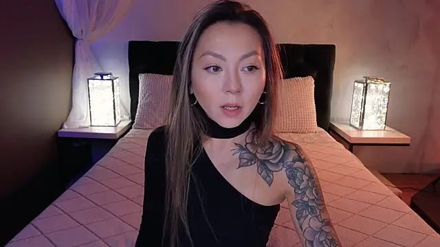 im casey online show from 23, 10, 2025