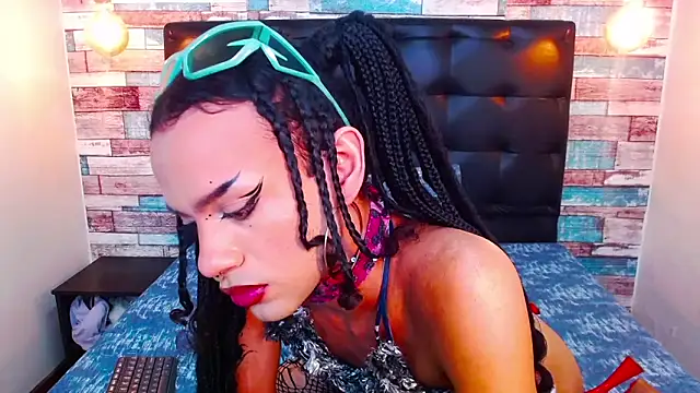 Foxy Ella  online show from 19, 3, 2026