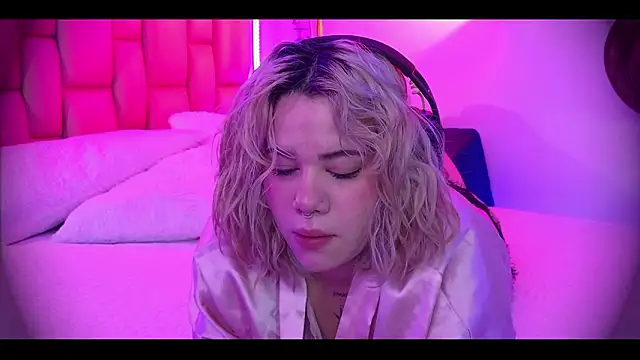 albaismynameX online show from 5, 3, 2026