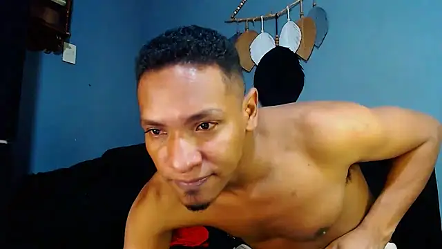 Grandeygruesa1 online show from 15, 2, 2025