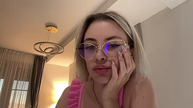 Snapshot of BaayBee__ chatting on 17, 1, 2025 BaayBee   online show from 17, 1, 2025