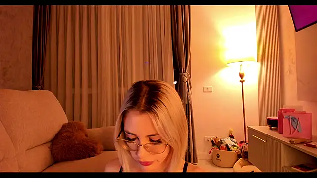 Snapshot of BaayBee__ chatting on 29, 1, 2025 BaayBee   online show from 29, 1, 2025